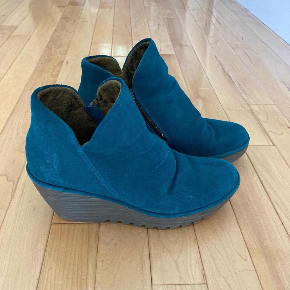 Fly London Teal Womens Suede Booties
